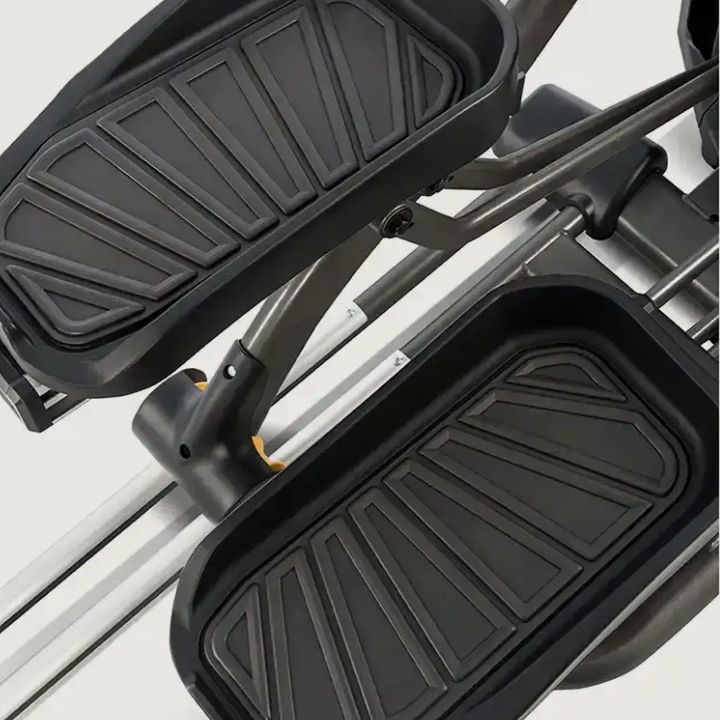 Spirit Fitness CE850+ Elliptical Cross Trainer