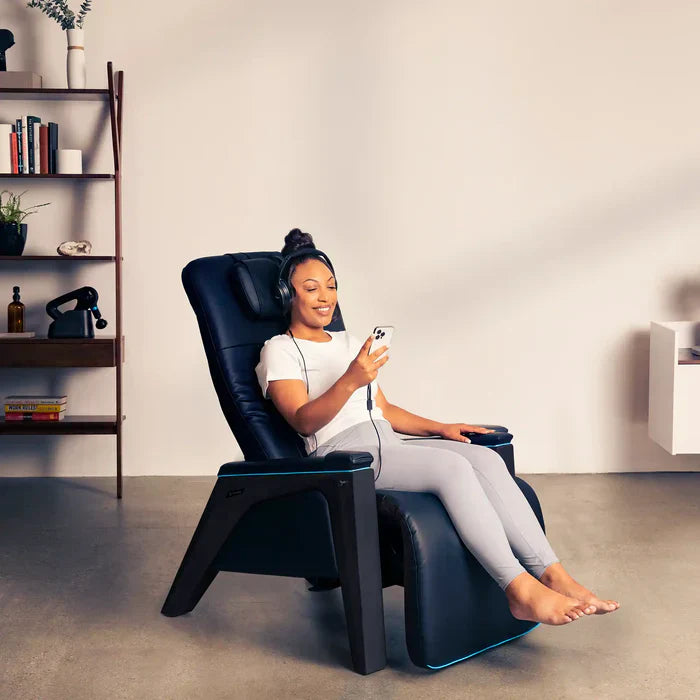 Therabody Lounger Massage Chair-The Racquet Shop-Shop Online in UAE, Saudi Arabia, Kuwait, Oman, Bahrain and Qatar