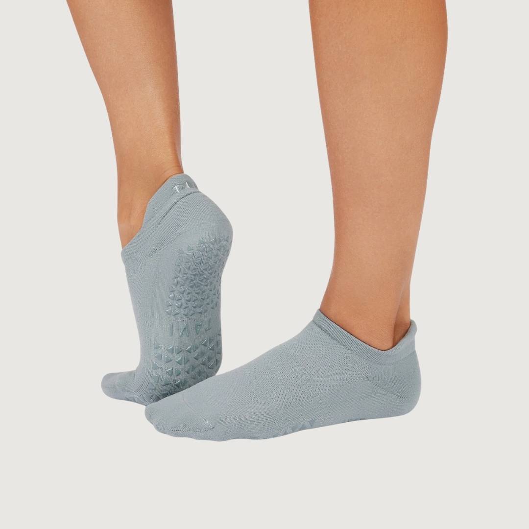 Tavi Savvy Tec Grip Socks