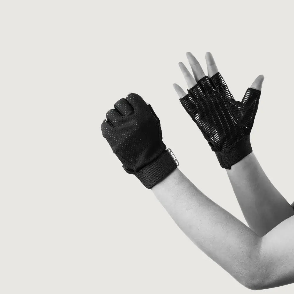 Reeva Fitness Gloves - Black