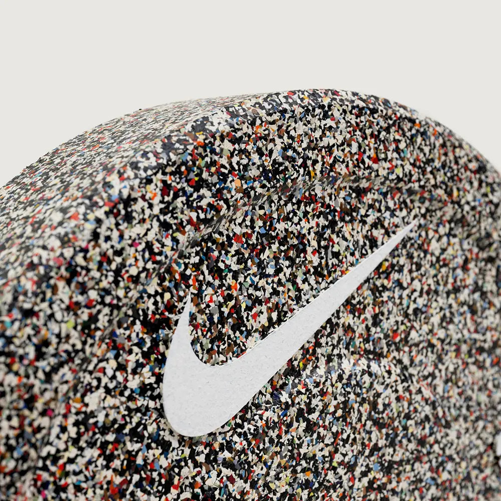 Nike Strength Grind Bumper Plate – Single