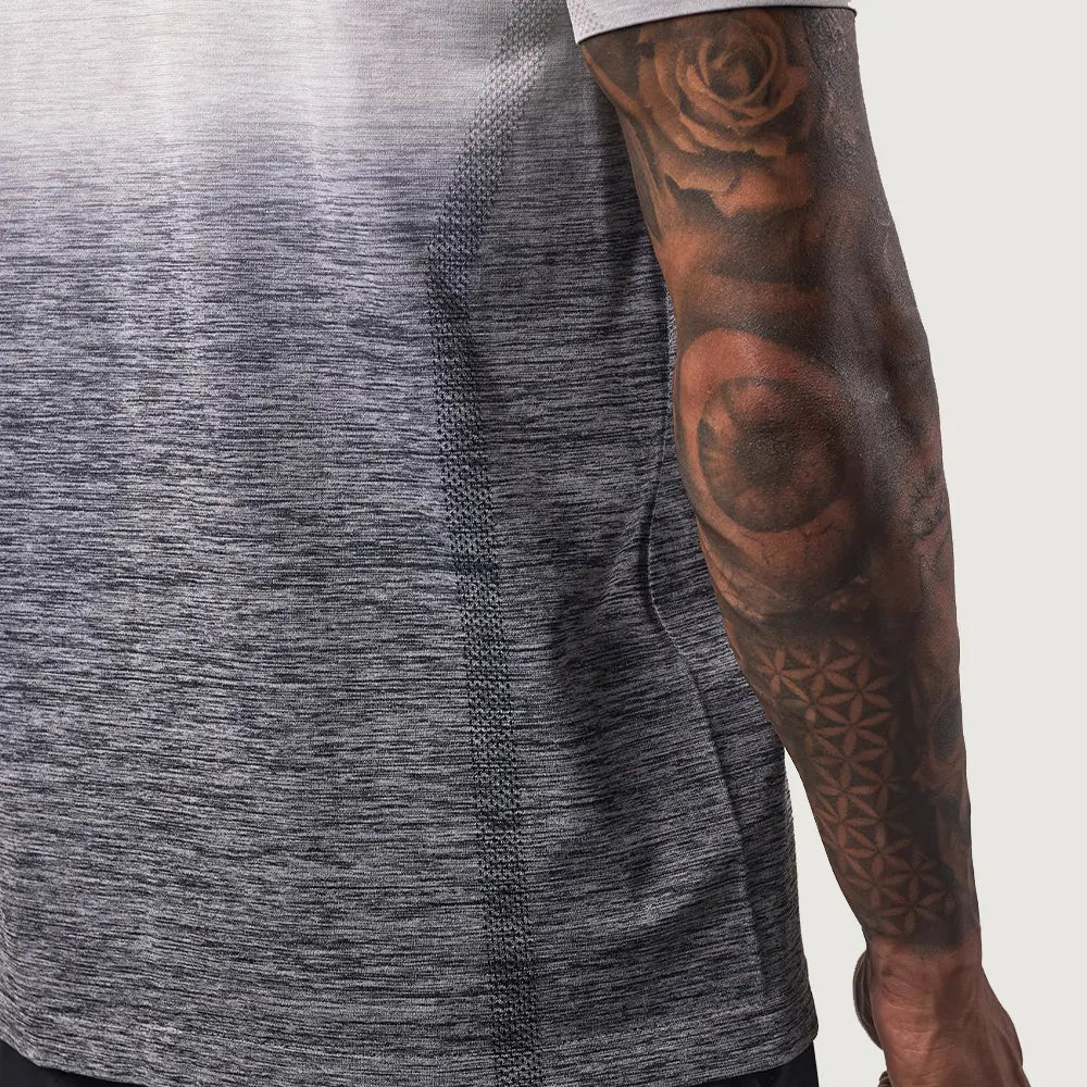 Gym King Relentless Ombre Seamless Tee - Black/Urban Grey